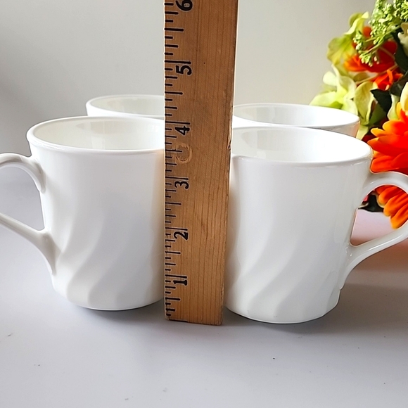 8 piece of Corelle/Corning Swirl Pattern 4 Saucers & 4 Coffee/Tea Mugs. USA - Picture 11 of 13